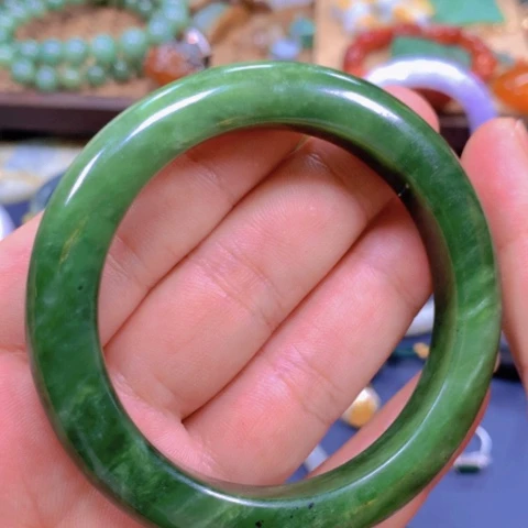 【闪购商品】翡翠颈饰未镶嵌指****花翡翠