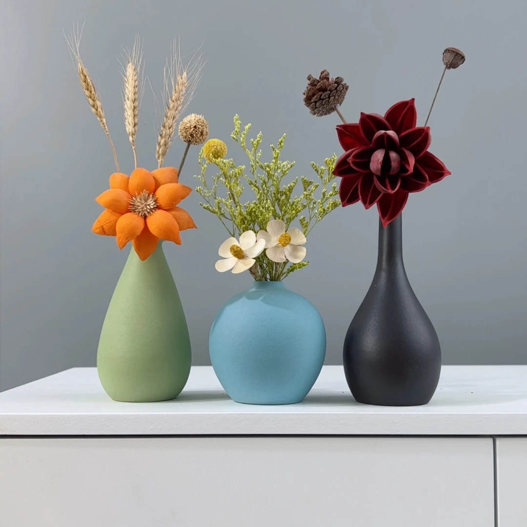 摆件陶瓷小花瓶摆件含花总高约20-30cm