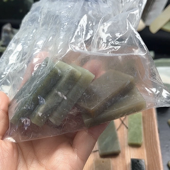逆****和田玉（糖玉）未镶嵌笔搁