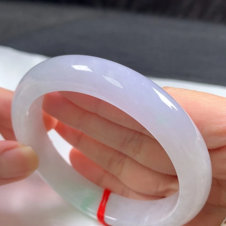 翡翠未镶嵌手镯