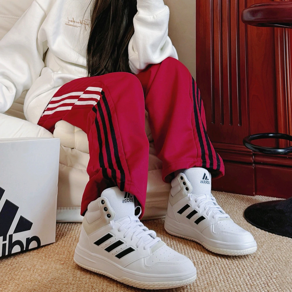 （断码处理）阿迪达斯男女子高帮时尚小白鞋运动休闲篮球板鞋HQ2217