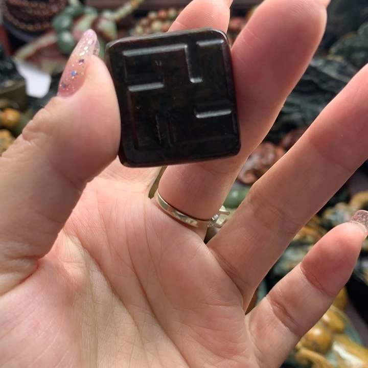 岫岩河磨玉（透闪石质玉）把件未镶嵌