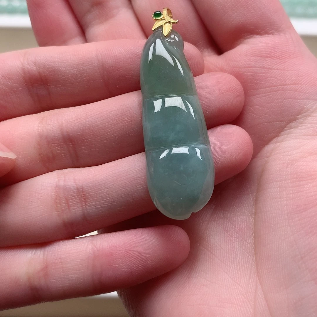 翡翠未镶嵌颈饰翡翠8