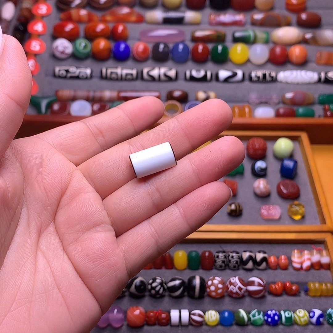 三***程玛瑙/玉髓未镶嵌颈饰