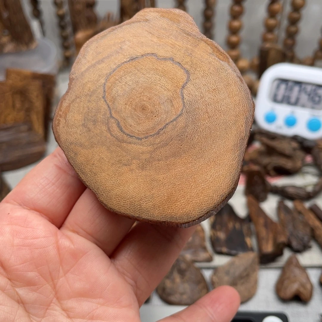 【闪购商品】沉香碎屑沉香零****鹰达拉干