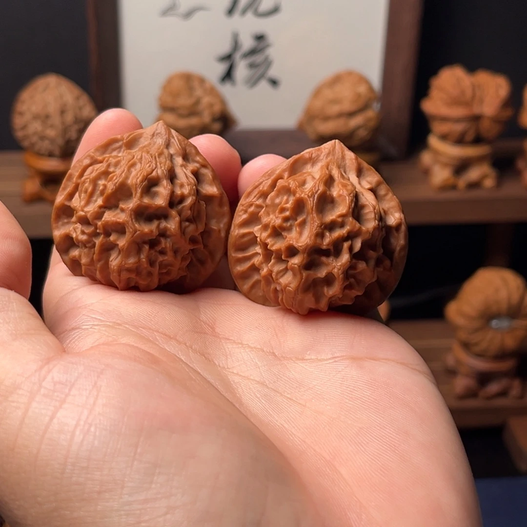 核桃41mm全品红皮龙鳞