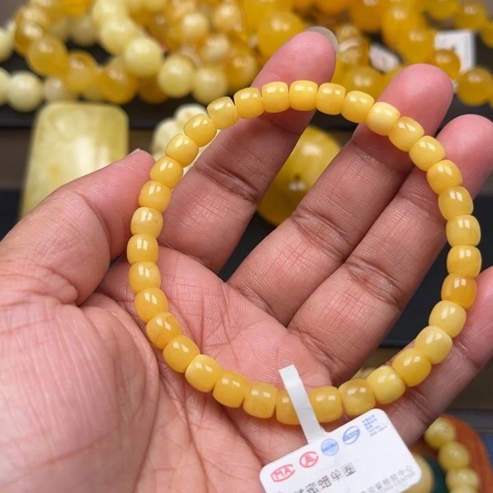 琥珀未镶嵌珠宝奇石M31号6+鸡油黄