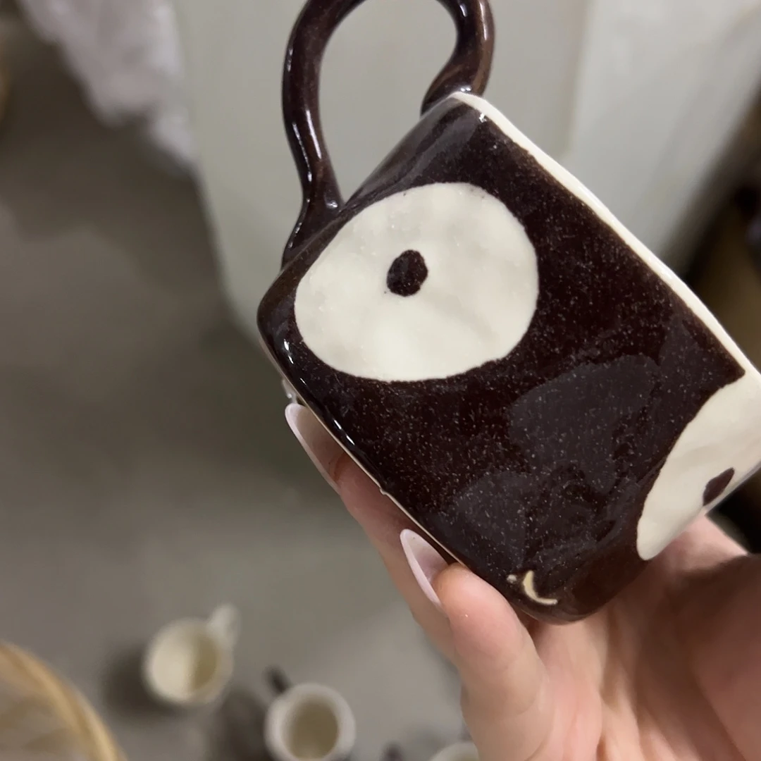 搪瓷微瑕缩釉咖色花杯矮