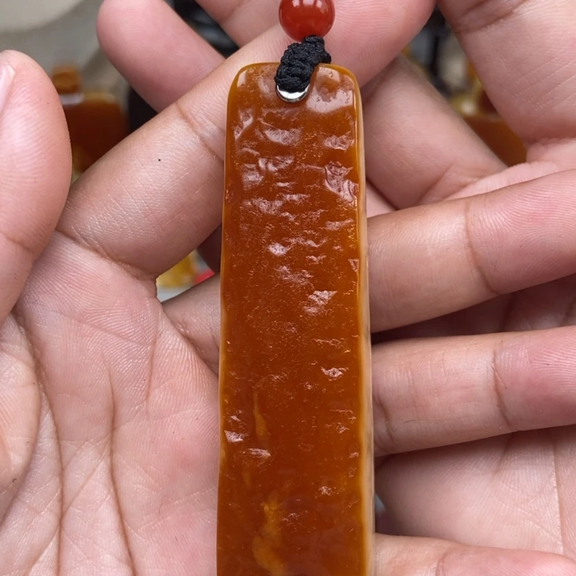 【闪购商品】未镶嵌颈饰琥珀