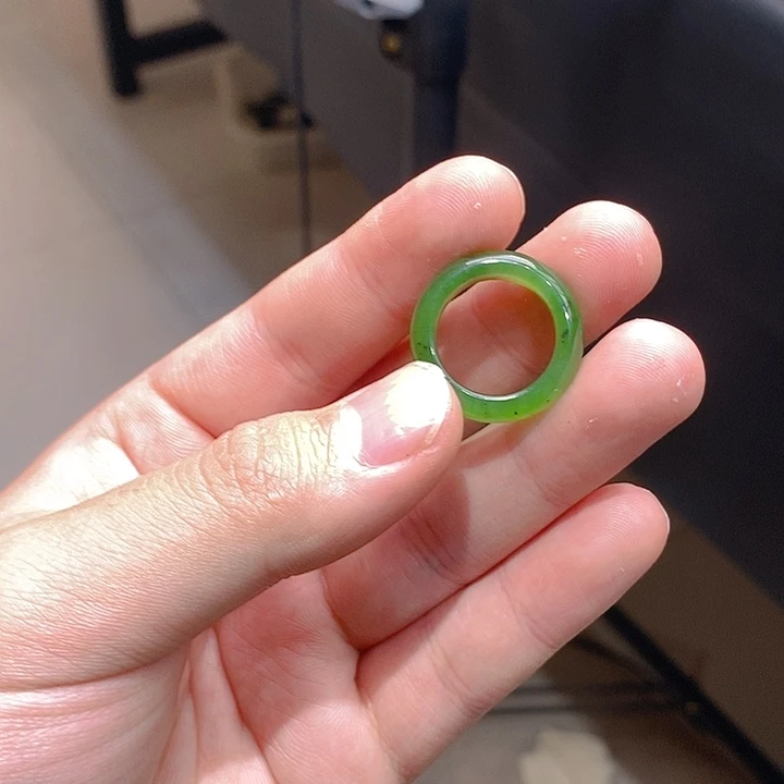 椿***.和田玉（碧玉）未镶嵌戒圈