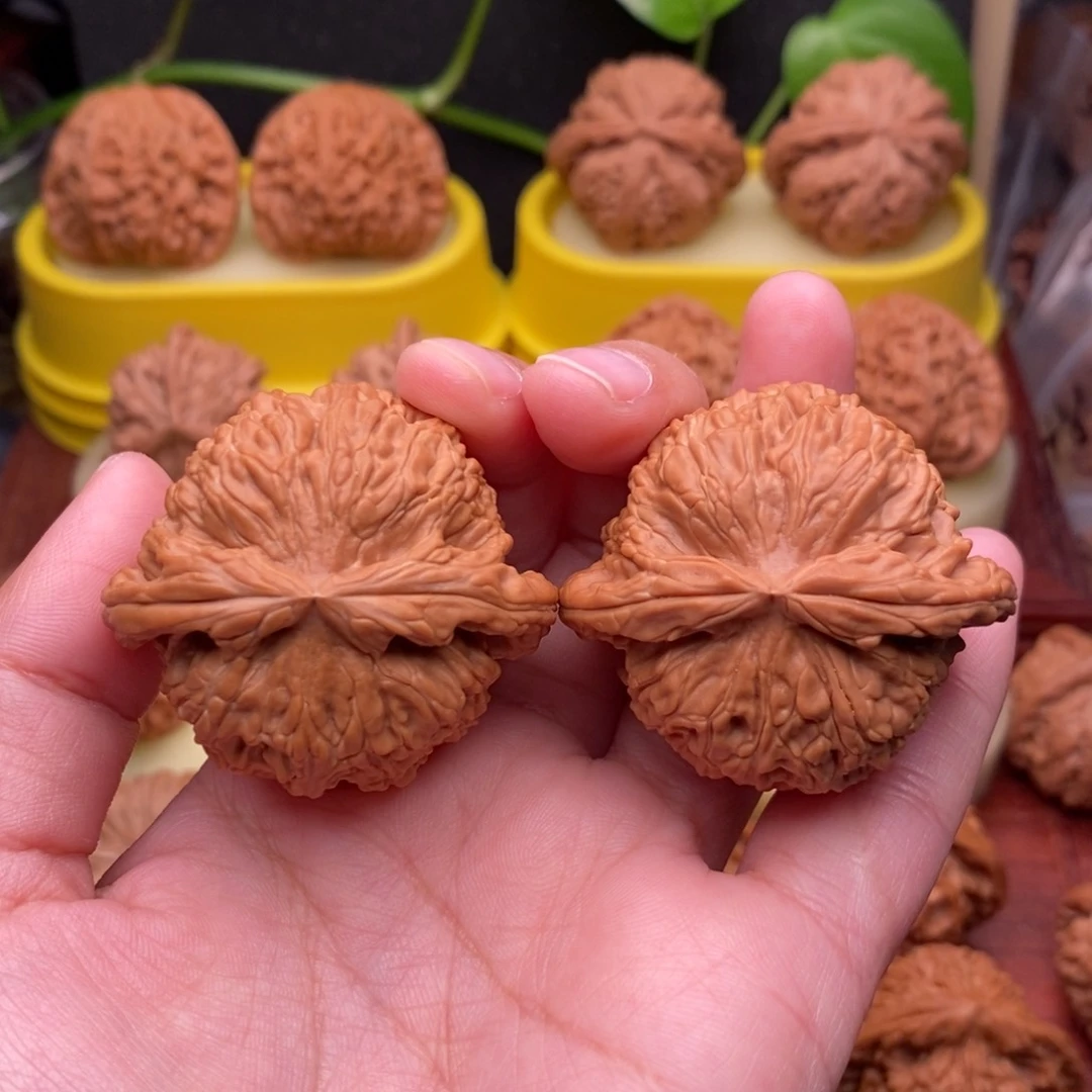 把件文玩核桃43“毕业”大球白