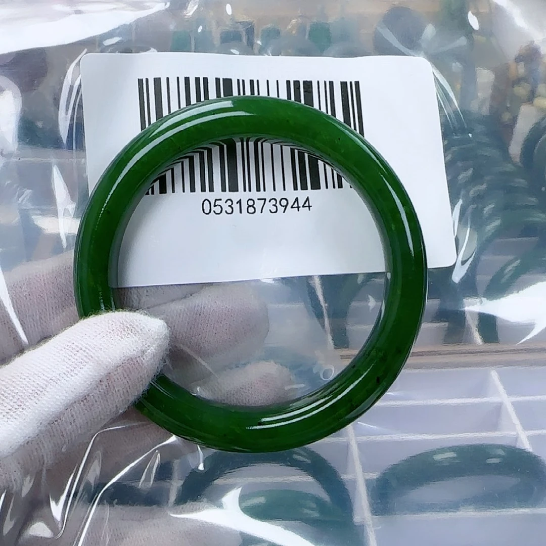 和田玉（碧玉）手镯未镶嵌56