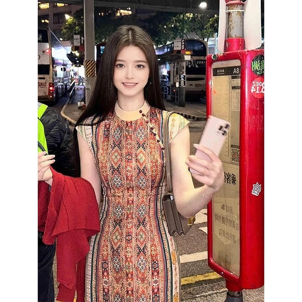 民族风红色旗袍新中式年轻长款气质优雅少女夏2025新款连衣裙高端