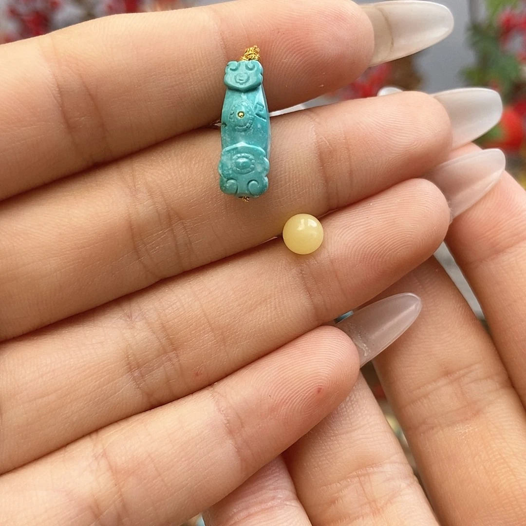 未镶嵌蜜蜡珠宝奇石