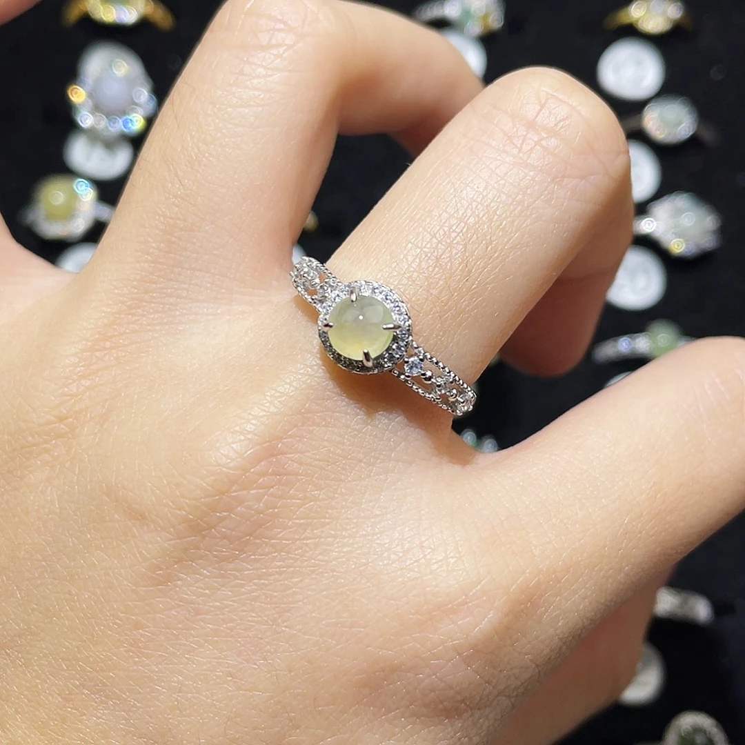 翡翠未镶嵌戒指戒指