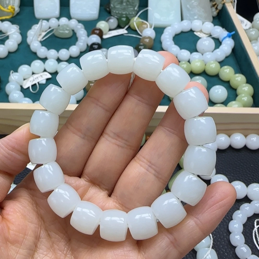 和田玉未镶嵌手链