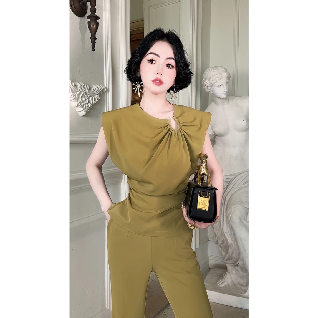 LYXJ【雅娜丝长廊】夏季橄榄色透气气质套装11303
