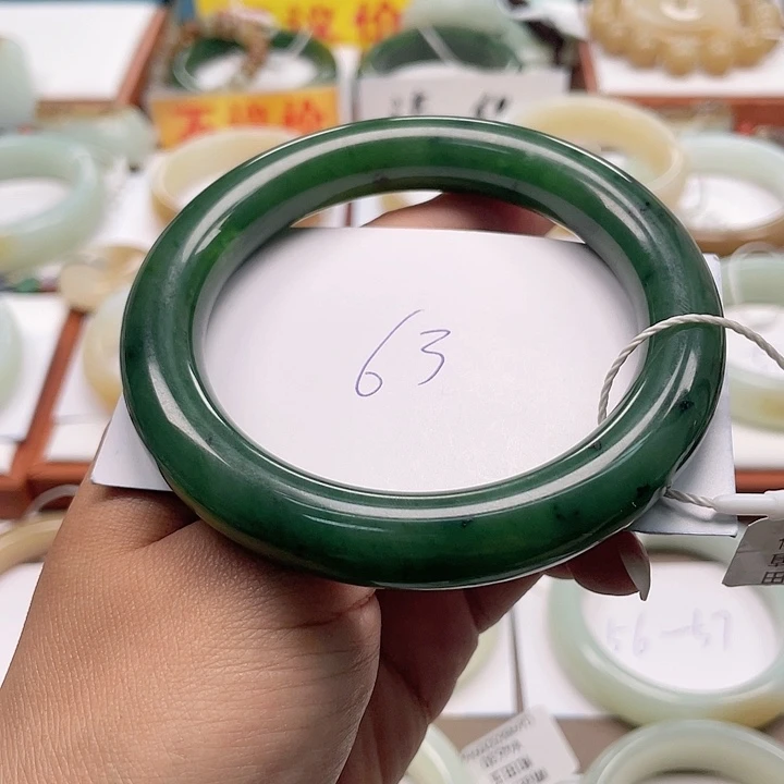 未镶嵌手镯和田玉吉****6