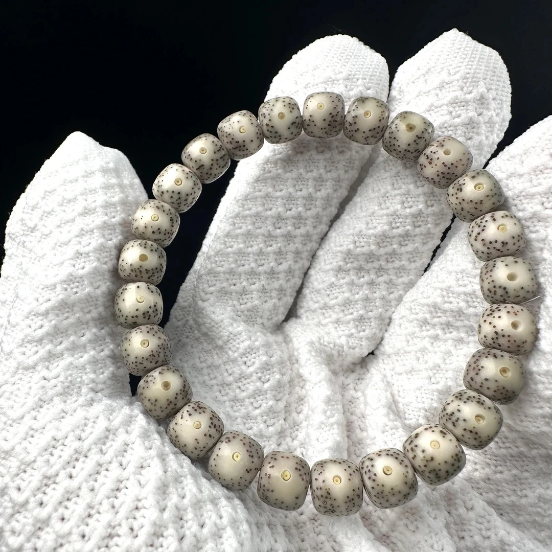 海南星月菩提原生态高油密石玉料老型