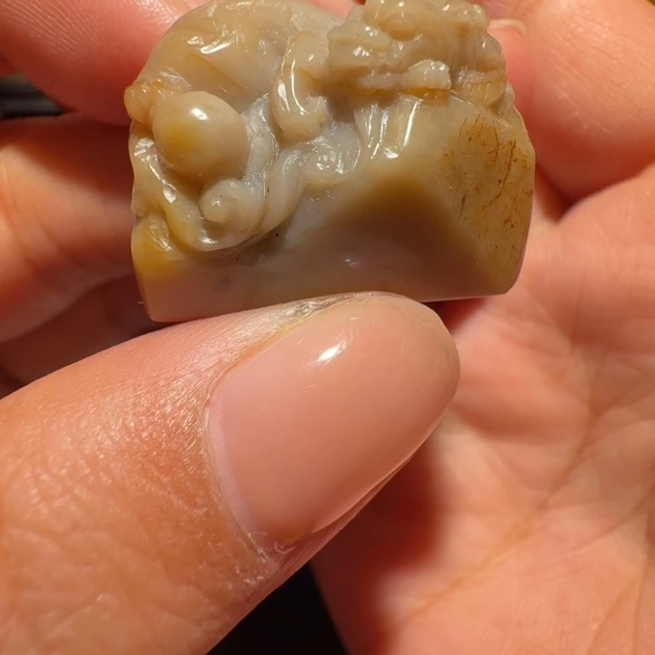 寿山石印石新年浮力寿山田黄