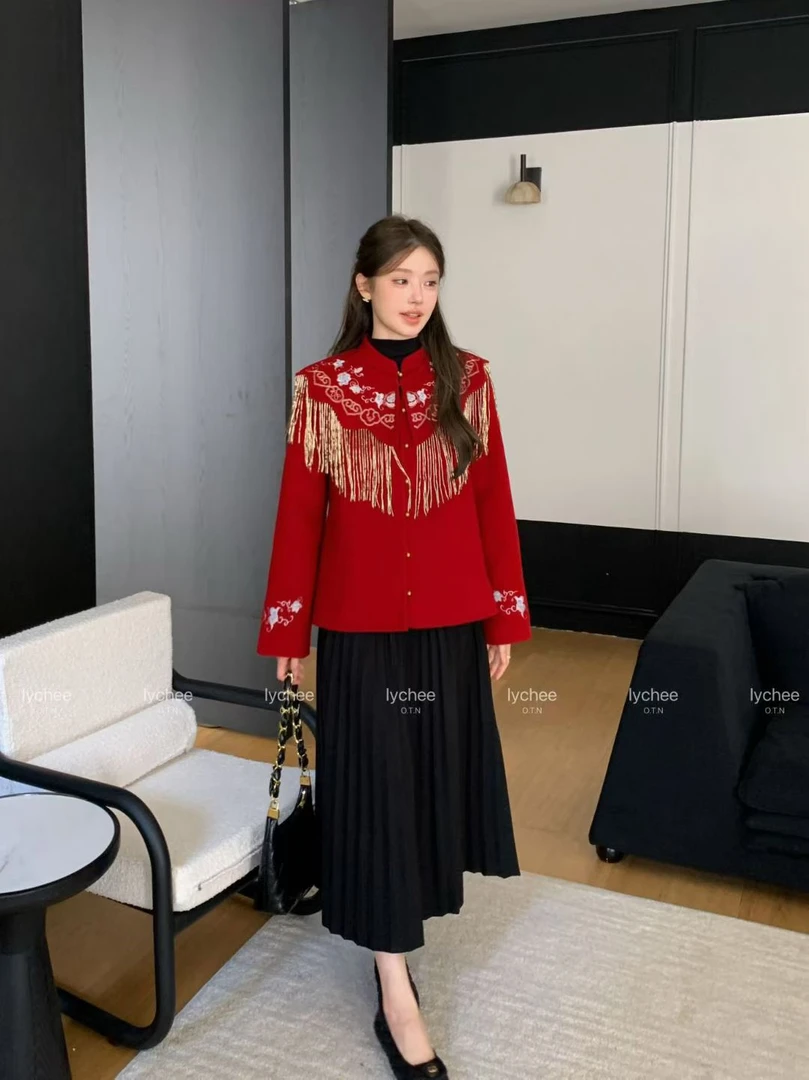 优雅栾熙重工民族风重工刺绣新年红色大衣