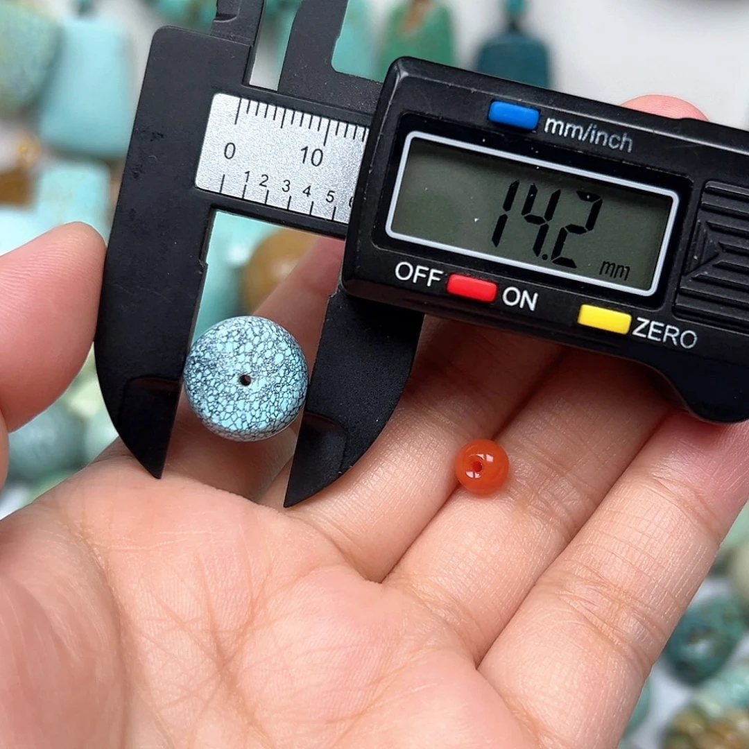未镶嵌南红玛瑙珠宝奇石