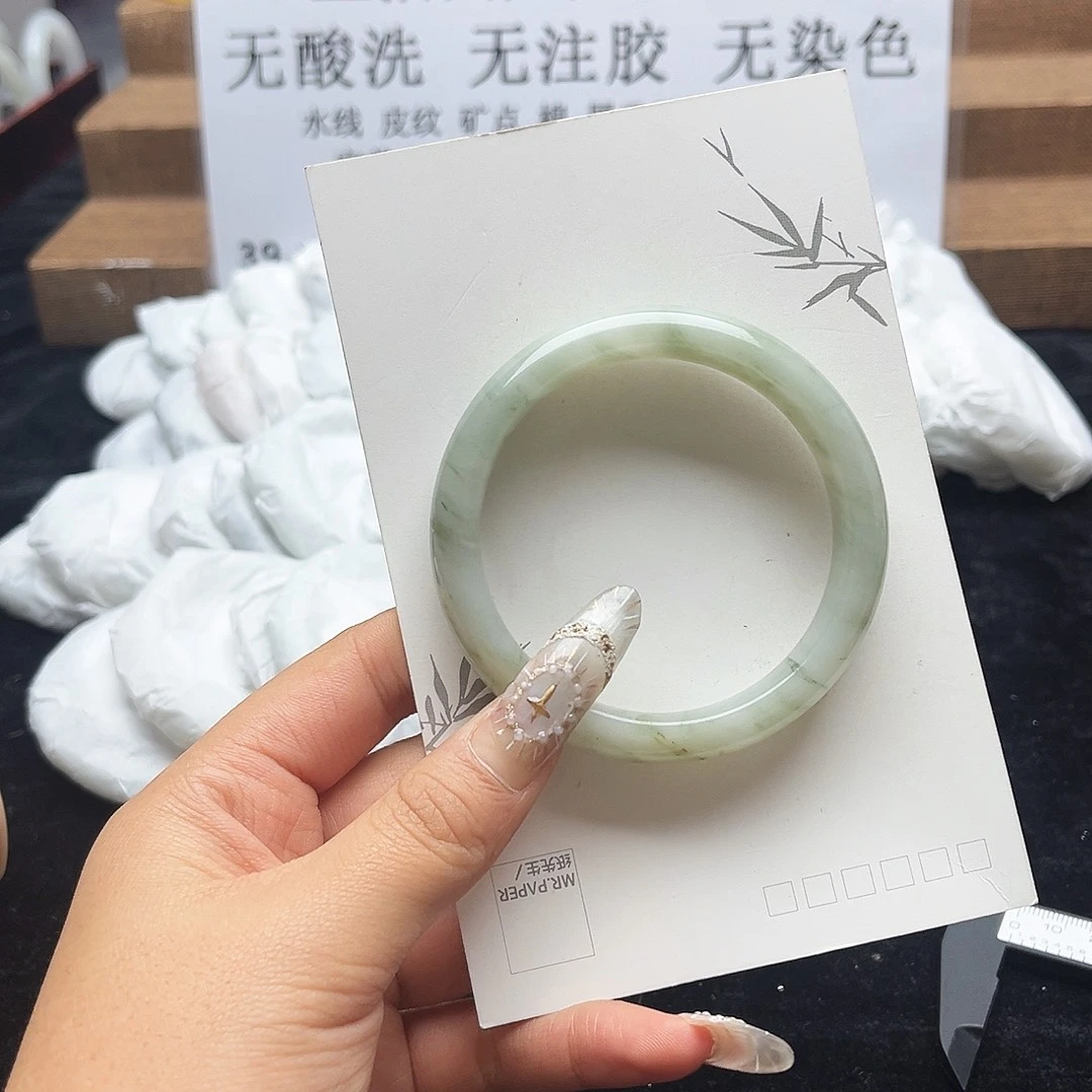 未镶嵌手镯石英质玉h33