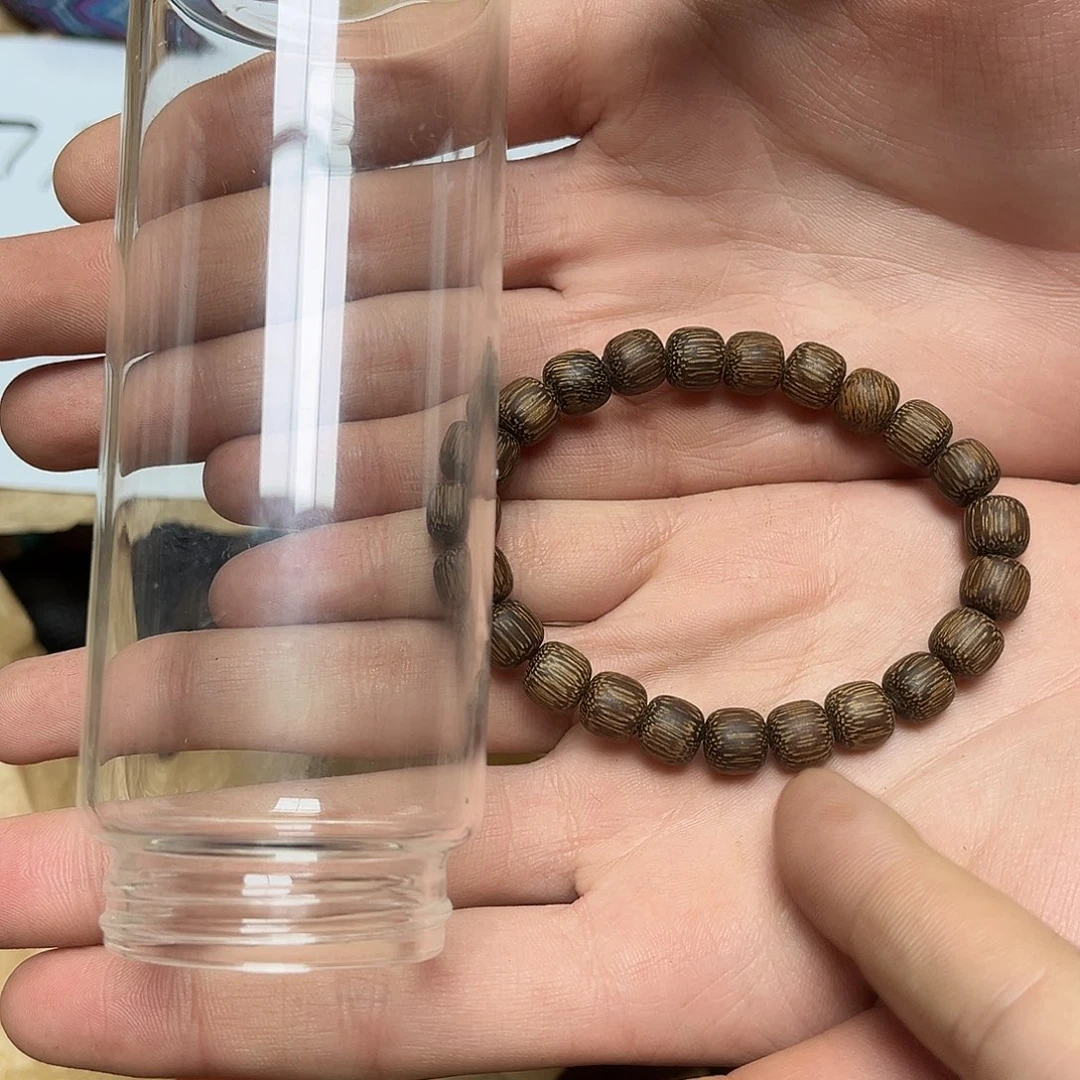 大叶紫檀（黑酸枝木类）