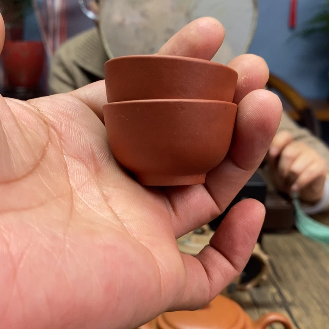 紫泥茶壶红清水杯子