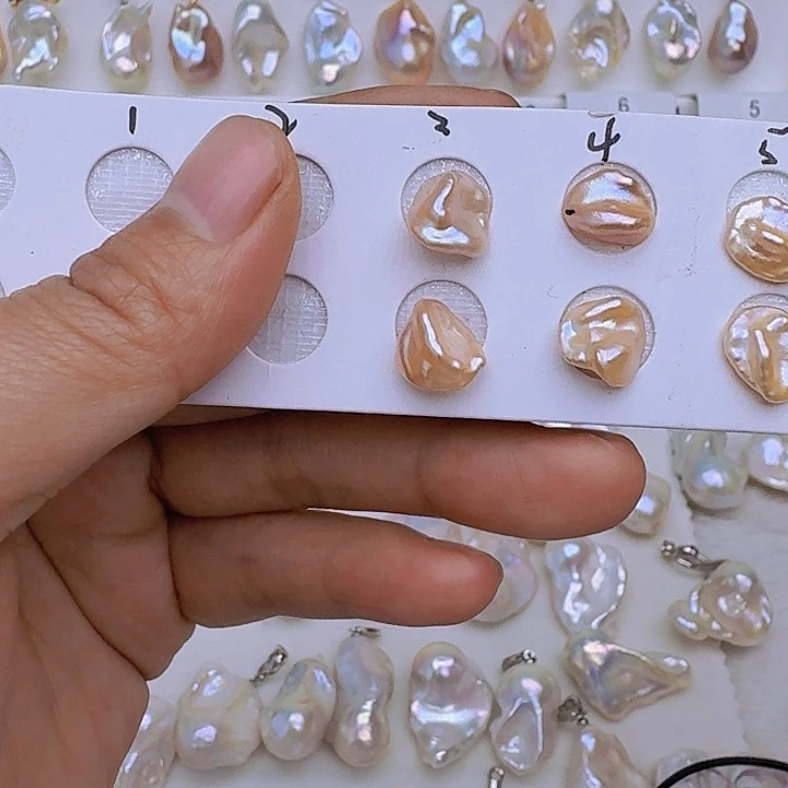 颈饰未镶嵌淡水珍珠