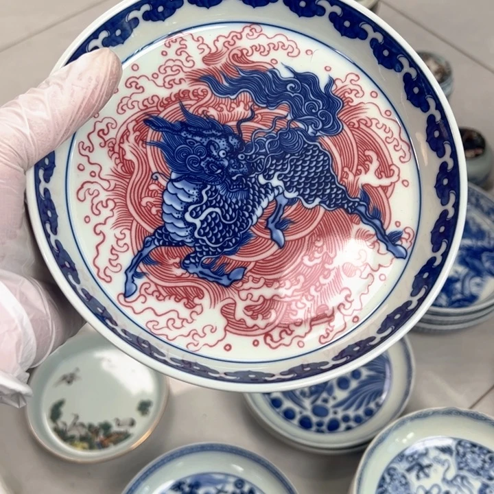 瓷片白青花釉里红麒麟踏浪大壶承