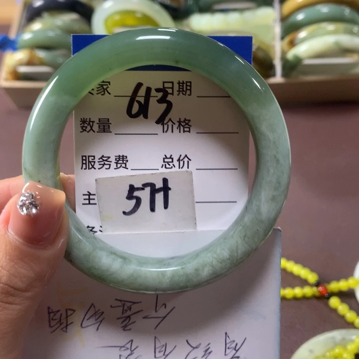 蛇纹石玉未镶嵌手镯613