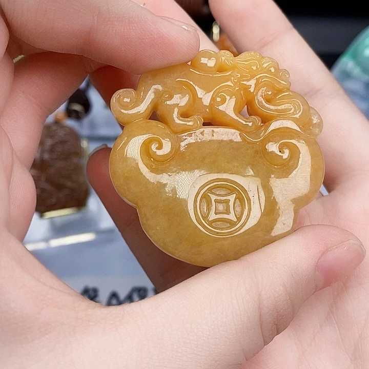 颈饰未镶嵌翡翠翡翠A货