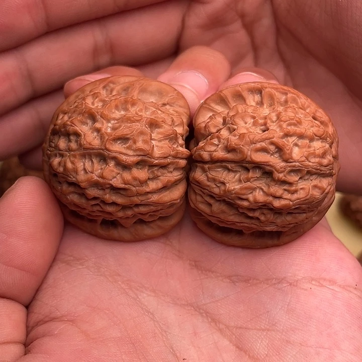 心***然吊坠文玩核桃血麒麟