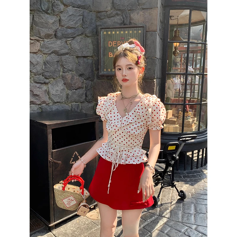 韩系甜妹波点木耳边无袖衬衫夏季红色蝴蝶结半身裙A字短裙裤套装