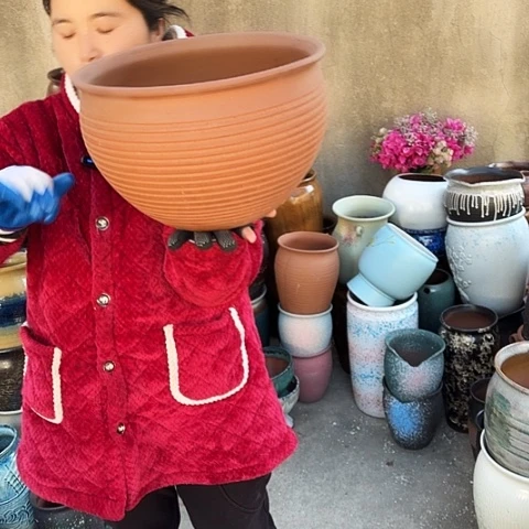 口30高21瑕疵口变形。