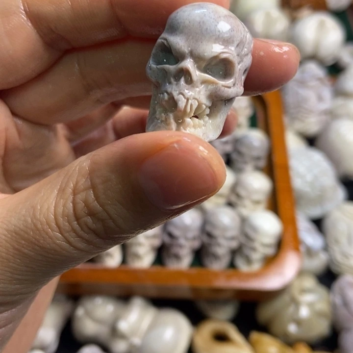 ღ***࿐配饰鹿角雕刻一个出