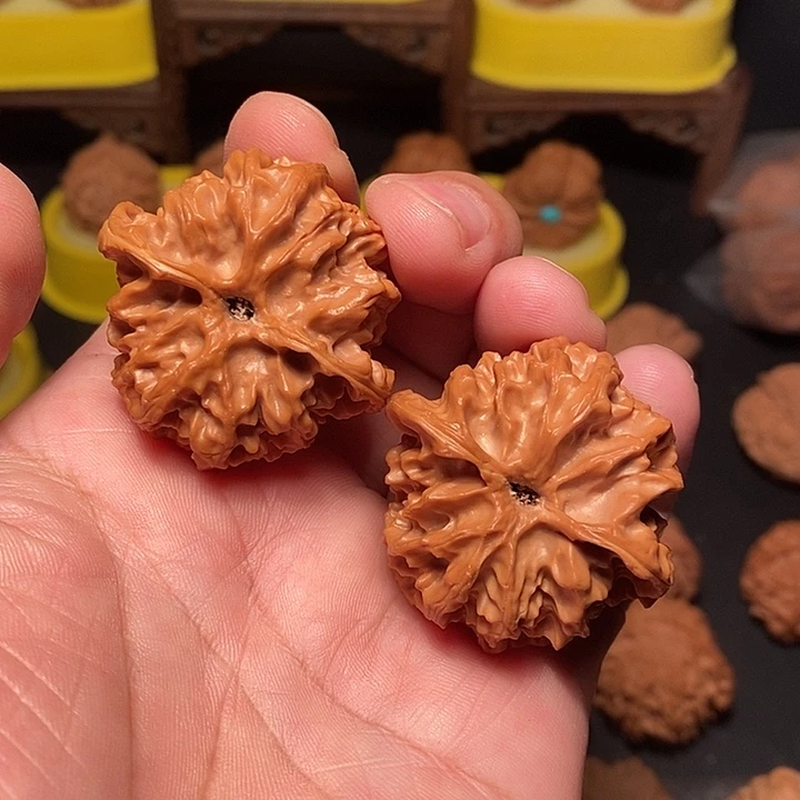 文玩核桃吊坠42尺，苹果园