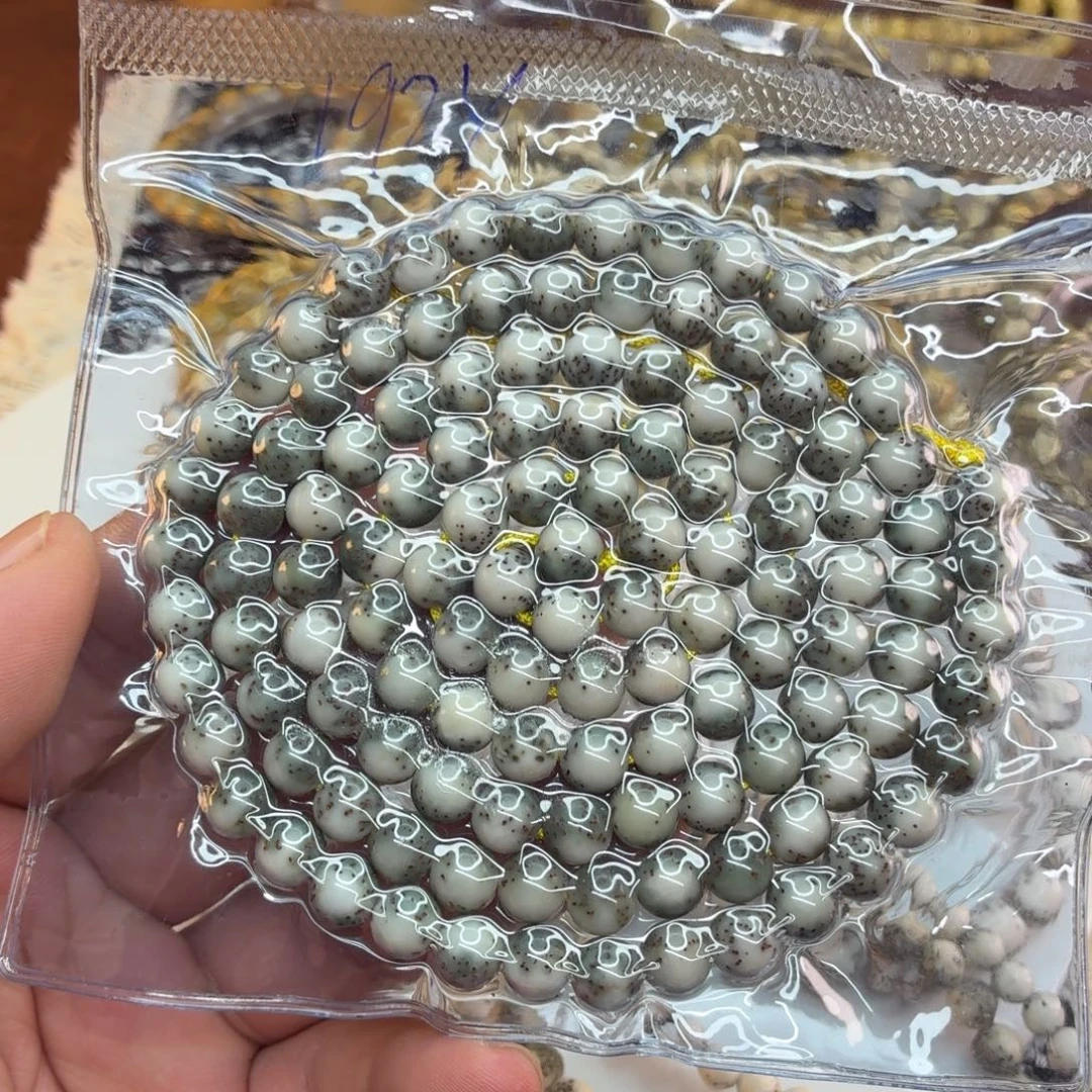 星月菩提吊坠海南星月菩提8圆龙蛋