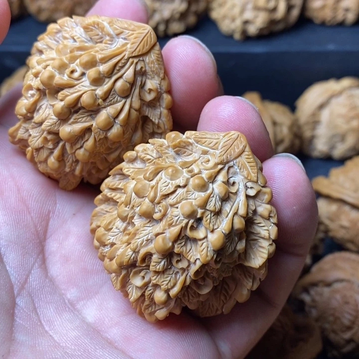 抽***熊文玩核桃把件葫芦