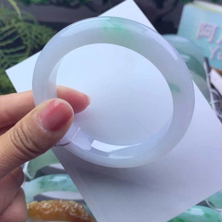 翡翠未镶嵌手镯天然翡翠手镯