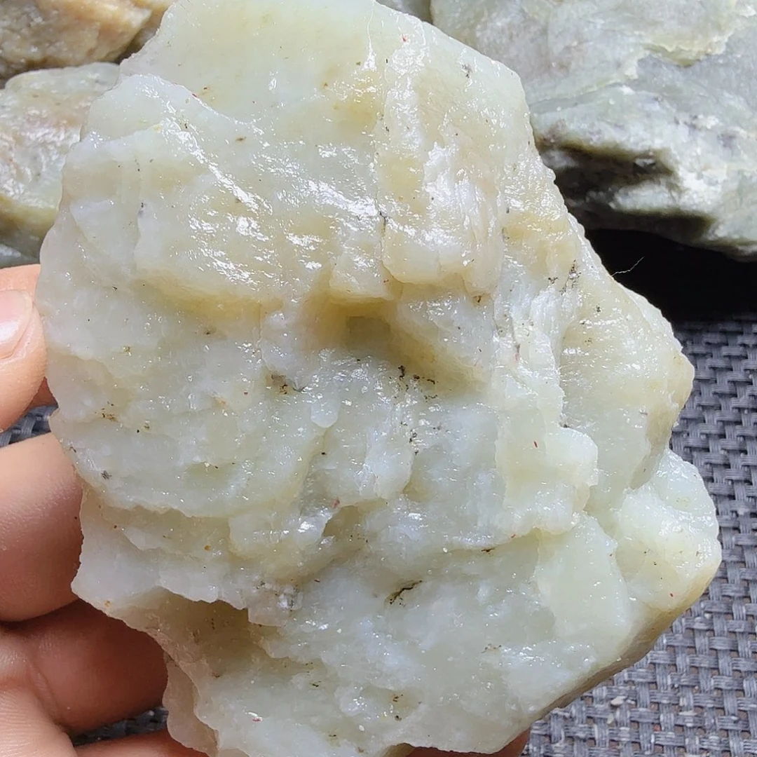 和田玉（糖玉）未镶嵌珠宝半成品