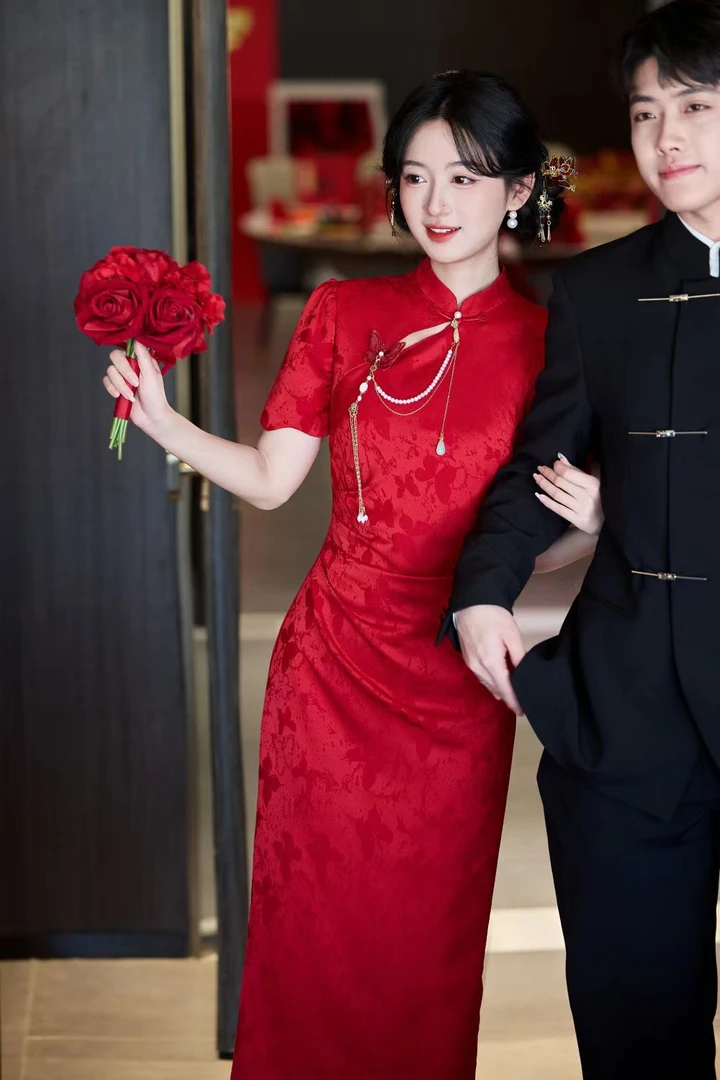 粉色旗袍敬酒服新娘订婚礼服裙2025春夏新款出阁宴回门便装高级感