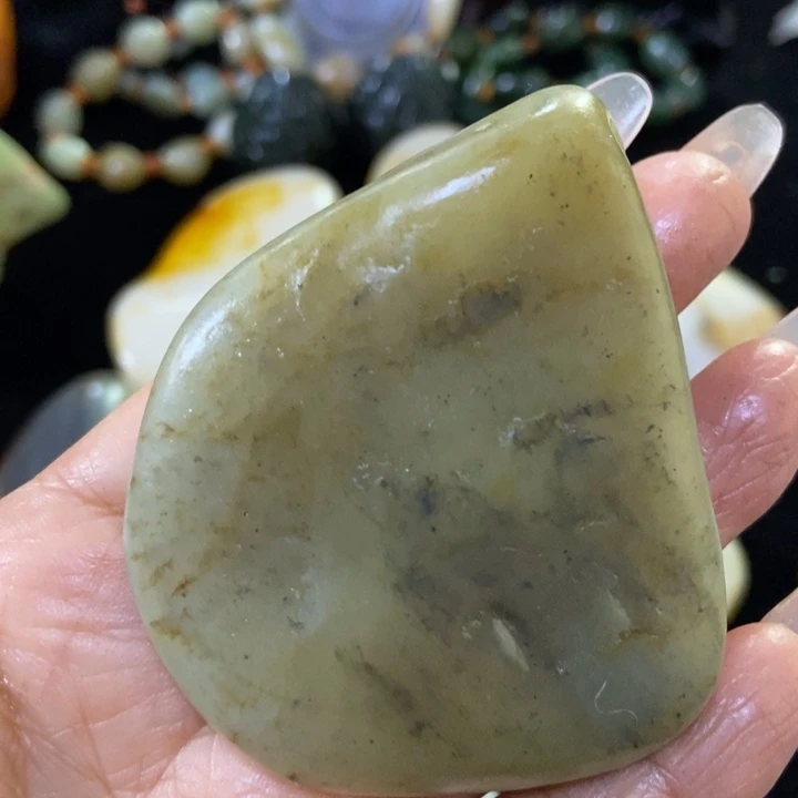 和田玉（糖玉）未镶嵌挂件