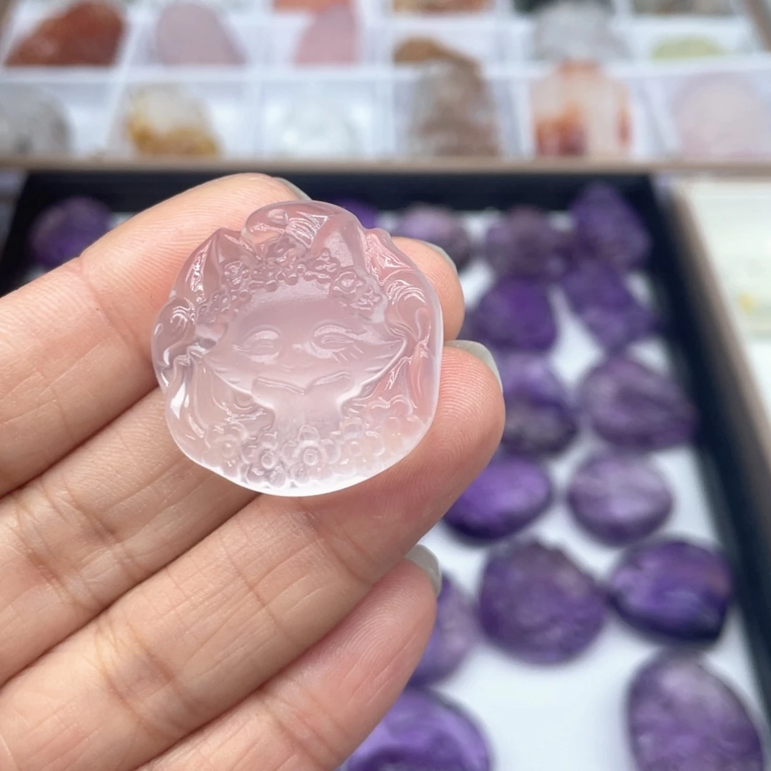 水晶吊坠(不含链)未镶嵌南**六