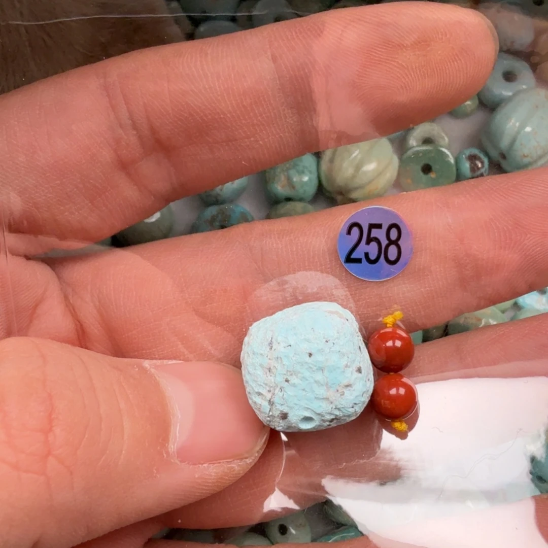 南红玛瑙未镶嵌珠宝奇石