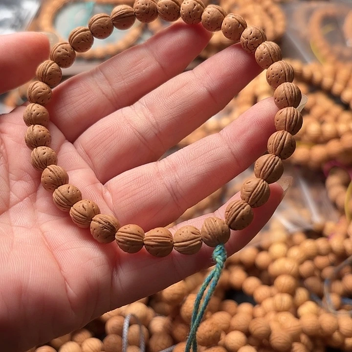 桃核手串野生小桃核手持，