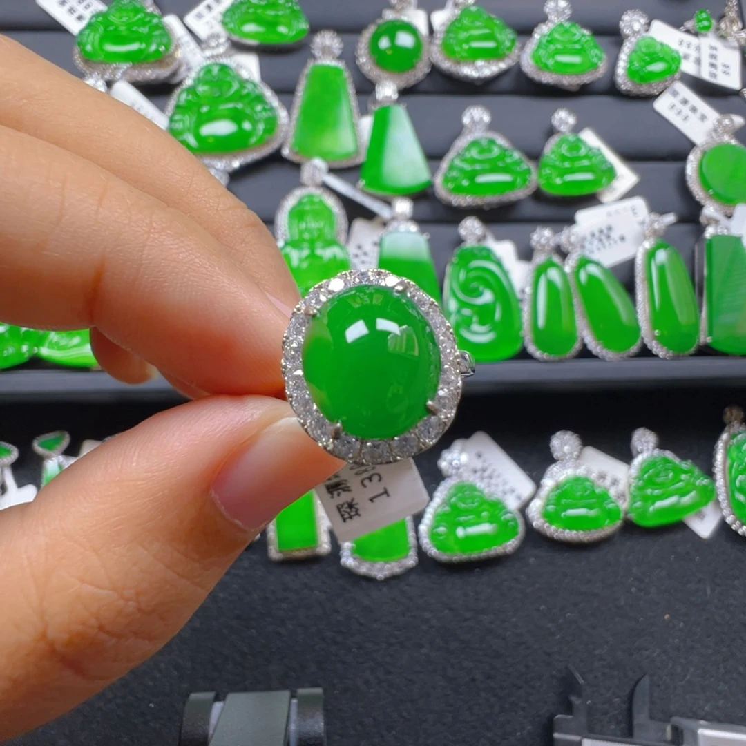 ****翡翠银S925镶嵌颈饰