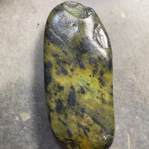 未镶嵌和田玉（糖玉）挂件