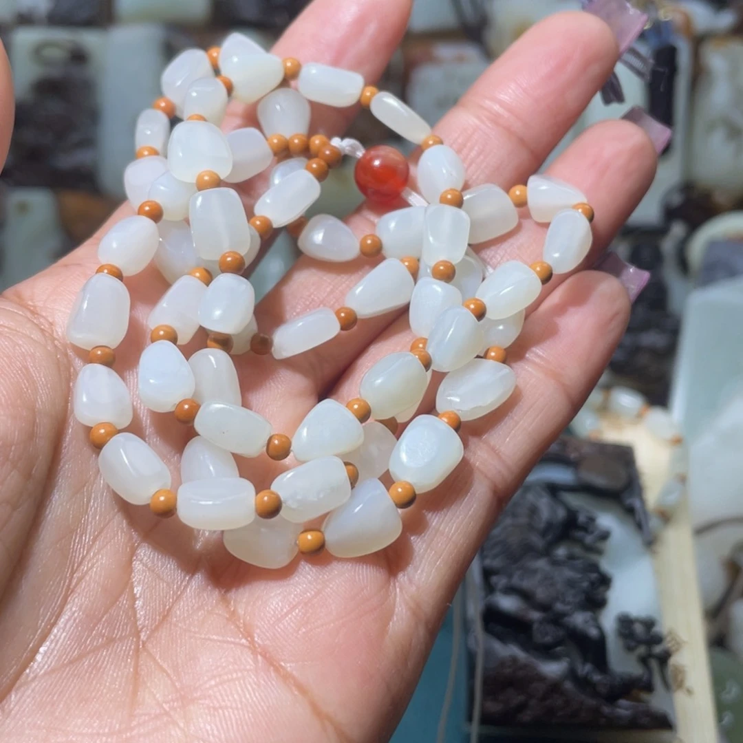 和田玉颈饰未镶嵌颜*柒